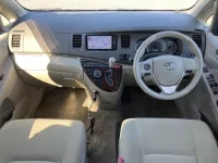 Toyota ISIS лот № 762 оценка RA  с аукциона в Японии 2