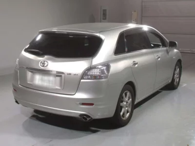 Toyota MARK X ZIO  с аукциона в Японии