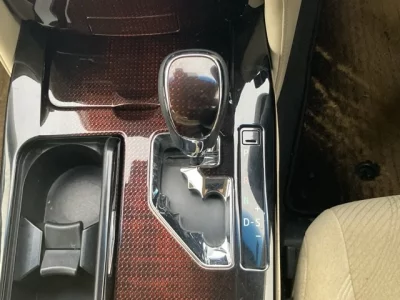 Toyota CROWN  с аукциона в Японии