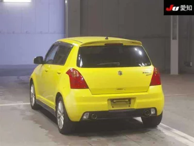 Suzuki SWIFT  с аукциона в Японии