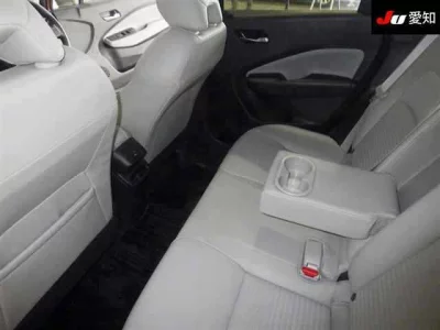 Nissan AURA  с аукциона в Японии