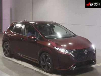 Nissan AURA  с аукциона в Японии