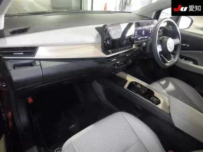 Nissan AURA  с аукциона в Японии