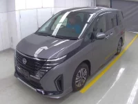 Nissan SERENA лот № 41 оценка R  с аукциона в Японии 2
