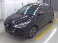 Nissan KICKS лот № 43 оценка 4  с аукциона в Японии 2