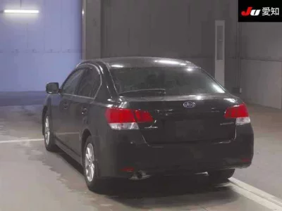 Subaru LEGACY B4  с аукциона в Японии