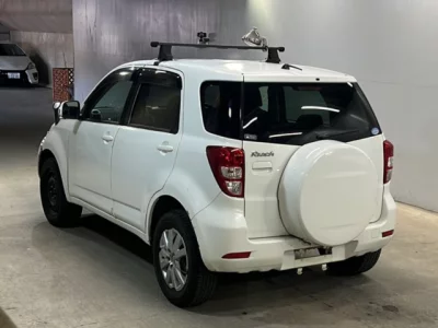 Toyota RUSH  с аукциона в Японии