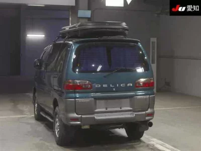 Mitsubishi DELICA
