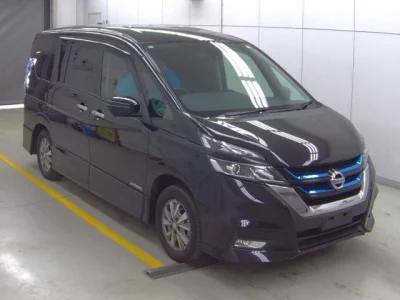 Nissan SERENA  с аукциона в Японии