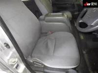 Toyota HIACE лот № 30773 оценка R  с аукциона в Японии 5