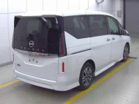 Nissan SERENA лот № 55 оценка R  с аукциона в Японии 3