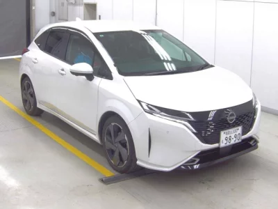 Nissan AURA  с аукциона в Японии