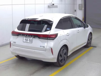 Nissan AURA  с аукциона в Японии