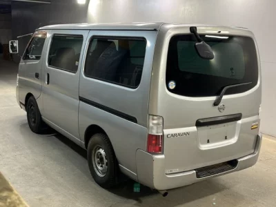 Nissan CARAVAN VAN  с аукциона в Японии