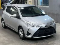 Toyota VITZ лот № 3001 оценка 3.5  с аукциона в Японии 3