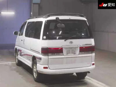 Toyota HIACE REGIUS