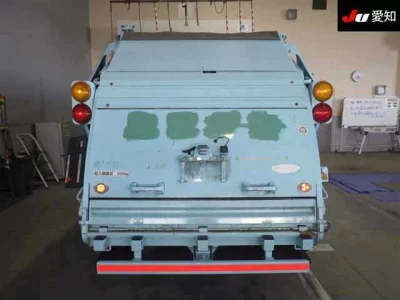 Isuzu ELF  с аукциона в Японии