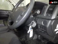 Toyota HIACE VAN лот № 4413 оценка 3.5  с аукциона в Японии 4