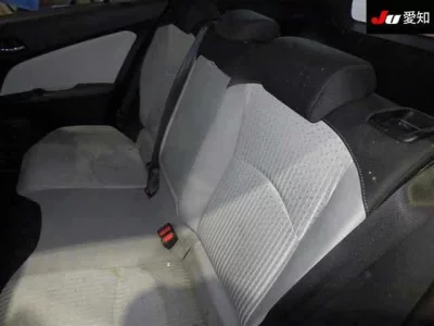 Toyota PRIUS  с аукциона в Японии