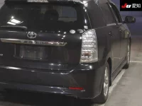 Toyota WISH лот № 30836 оценка 3.5  с аукциона в Японии 7