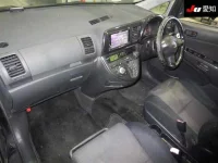 Toyota WISH лот № 30836 оценка 3.5  с аукциона в Японии 2