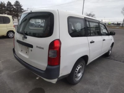 Toyota PROBOX  с аукциона в Японии