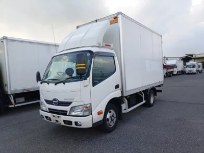 Hino DUTRO  с аукциона в Японии