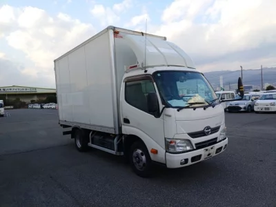 Hino DUTRO  с аукциона в Японии