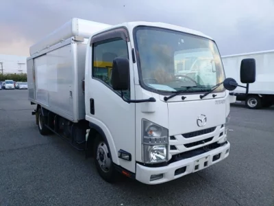 Mazda TITAN  с аукциона в Японии