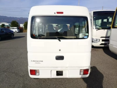 Mitsubishi MINICAB VAN