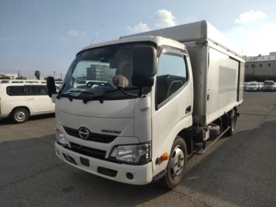 Hino DUTRO  с аукциона в Японии
