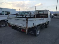 Isuzu ELF лот № 11694 оценка 3.5  с аукциона в Японии 2