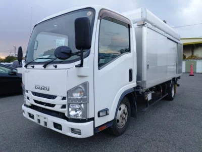 Isuzu ELF