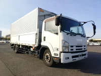Isuzu FORWARD лот № 10360 оценка 3.5  с аукциона в Японии 1