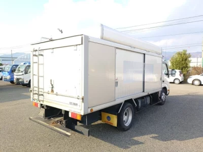 Hino DUTRO  с аукциона в Японии