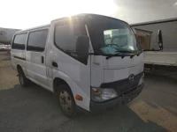 Hino DUTRO лот № 10911 оценка 3.5  с аукциона в Японии 1