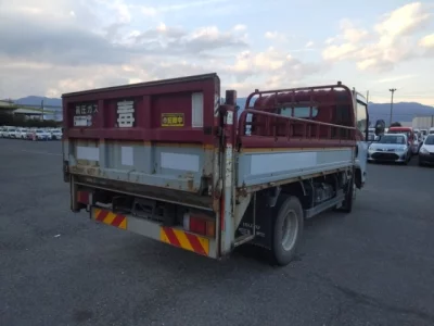 Isuzu ELF  с аукциона в Японии