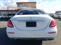 Mercedes-Benz E CLASS лот № 12251 оценка 4  с аукциона в Японии 3