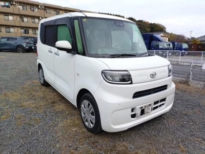 Daihatsu TANTO  с аукциона в Японии