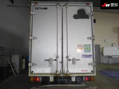 Isuzu TRUCK  с аукциона в Японии