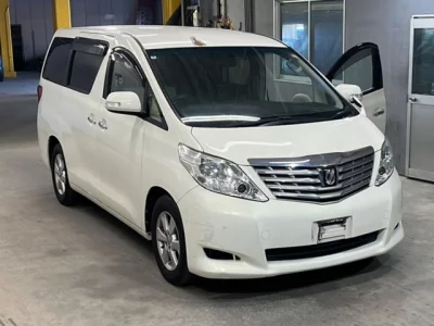 Toyota ALPHARD  с аукциона в Японии