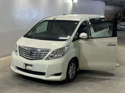 Toyota ALPHARD  с аукциона в Японии