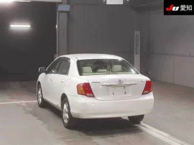 Toyota COROLLA AXIO  с аукциона в Японии