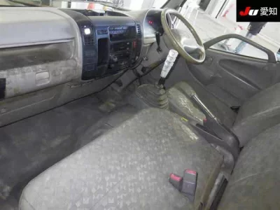 Hino DUTRO  с аукциона в Японии