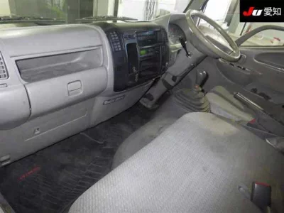 Hino DUTRO  с аукциона в Японии