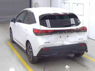 Nissan NOTE  с аукциона в Японии