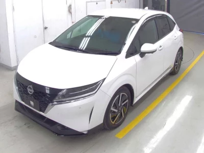 Nissan NOTE  с аукциона в Японии