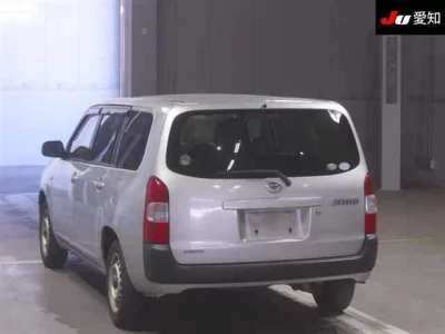 Toyota SUCCEED  с аукциона в Японии