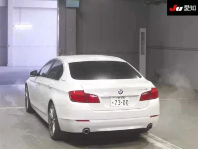 BMW 5-Series  с аукциона в Японии