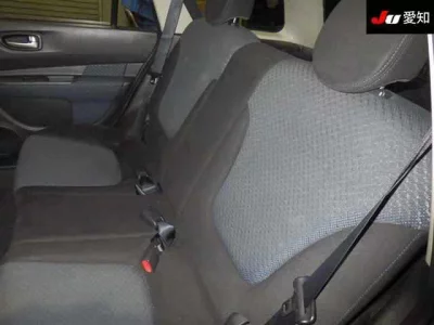 Nissan WINGROAD  с аукциона в Японии